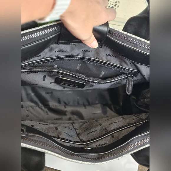 DKNY Holly Tote - Picture 6 of 7